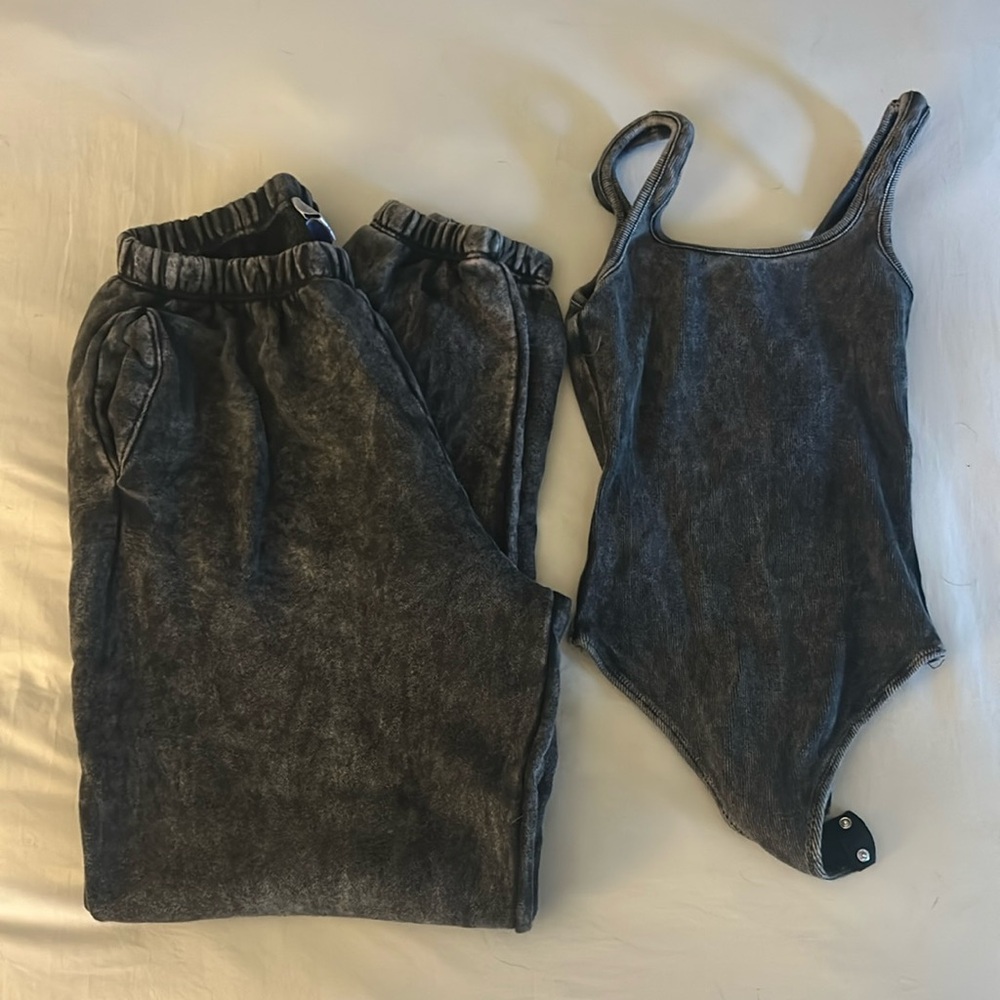 Jogger and bodysuit set